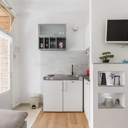 Apartment Im Erdgeschoss, Beim Beruehmten Znjan